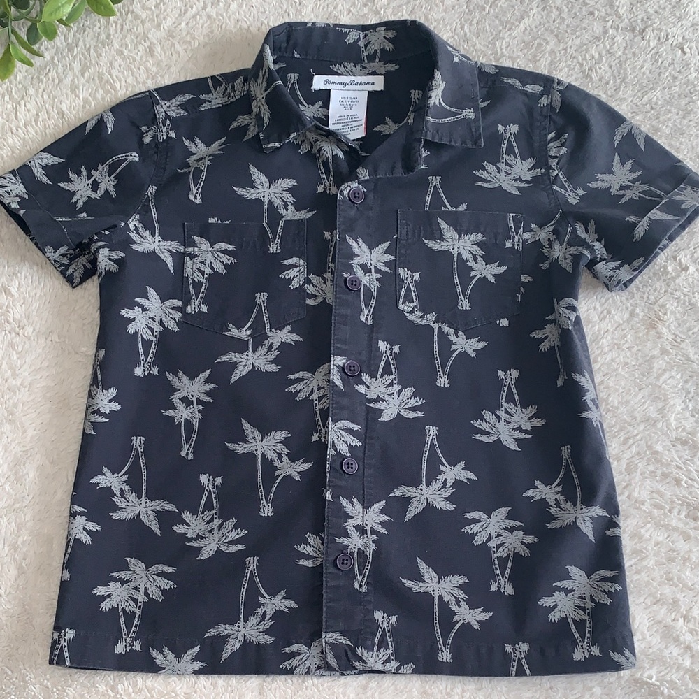 Tommy Bahama Gray Palm Trees Button Down Shirt Boys Short Sleeve 5/6 EUC